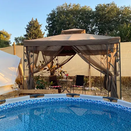 Victoria Luxury tent *